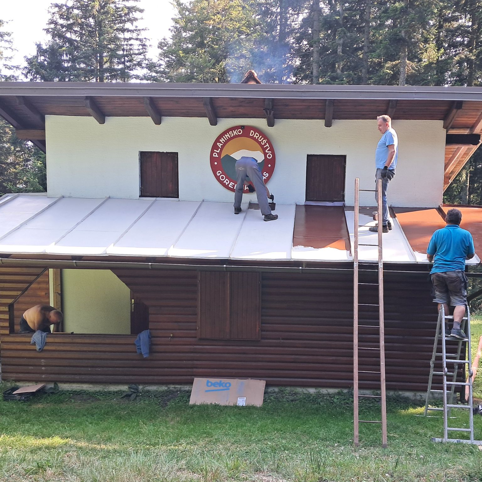 Obnova strehe na Jelencih