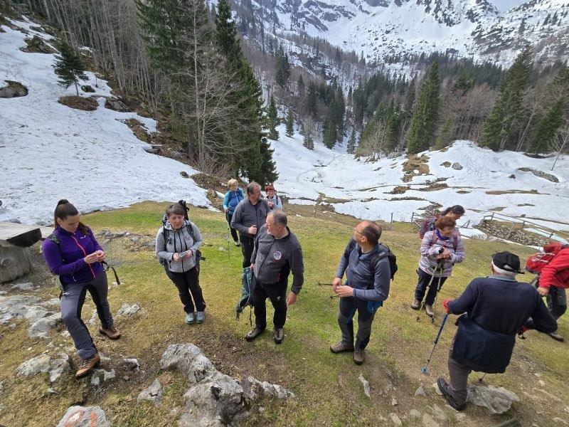 Srečanje vodnikov in mentorjev pri Orožnovi koči, 12. april 2026
