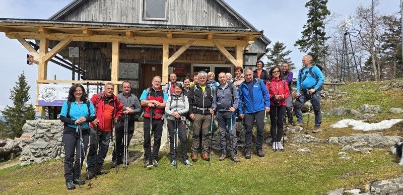 Srečanje vodnikov in mentorjev pri Orožnovi koči, 12. april 2026